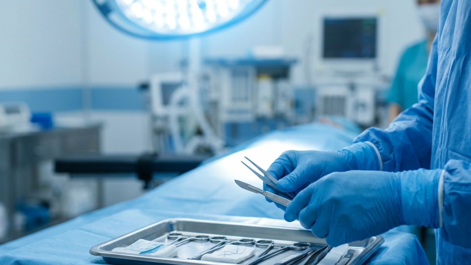 Board-certified plastic surgeon consulting with patient at a premium Japanese clinic