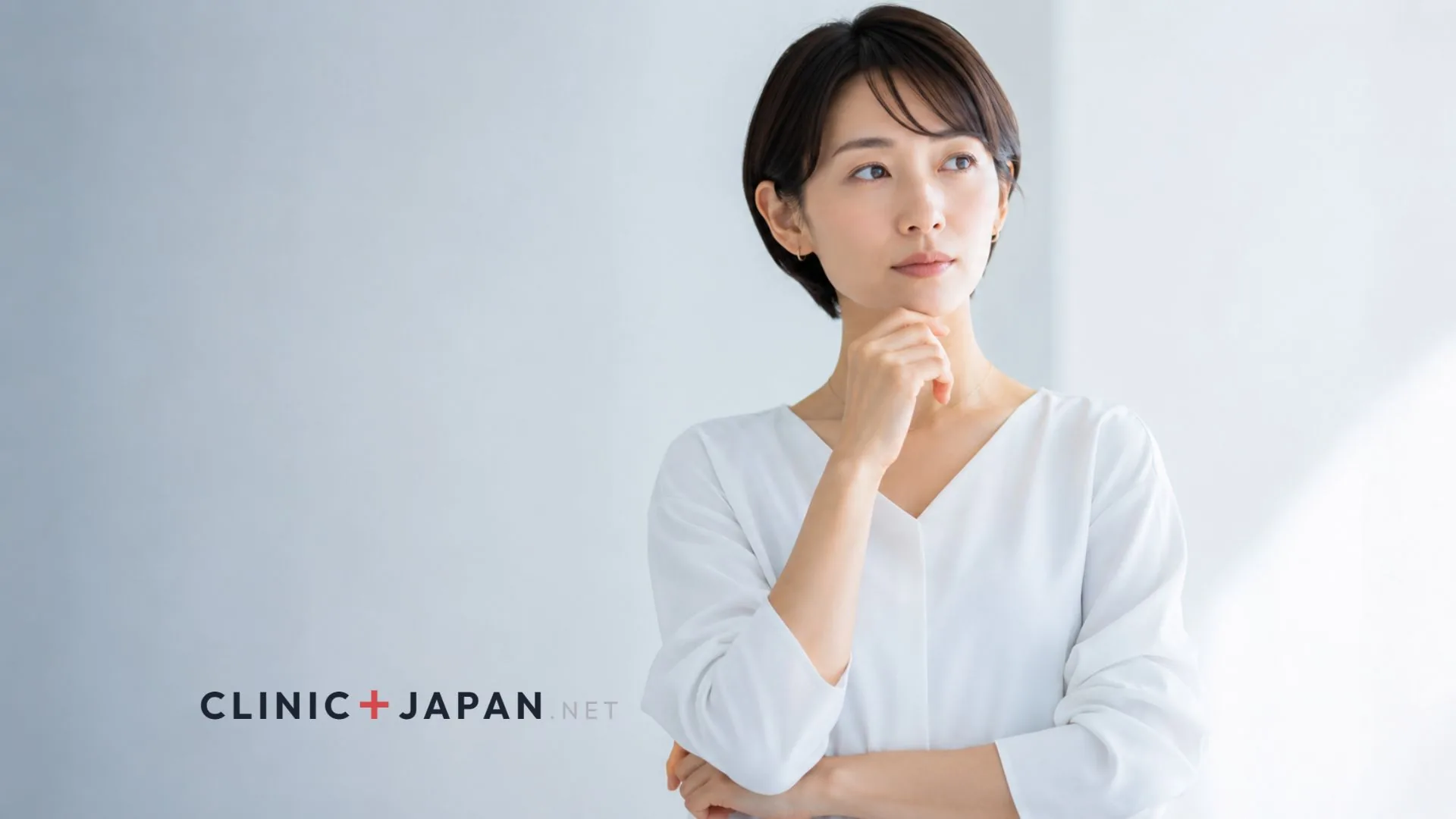 医療脱毛とサロン脱毛の違い — クリニックとエステの比較イメージ